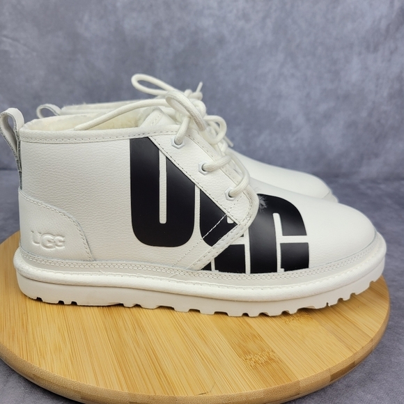 UGG Men’s Neumel Chopd White Leather Chukka‎ Boots size 9 - Picture 3 of 15